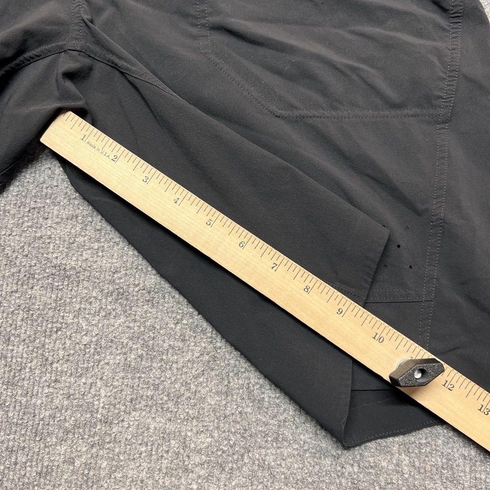 Backcountry Shorts Mens Large Black Softshell Biker 9 Inseam Belted Hiking - Picture 8 of 9